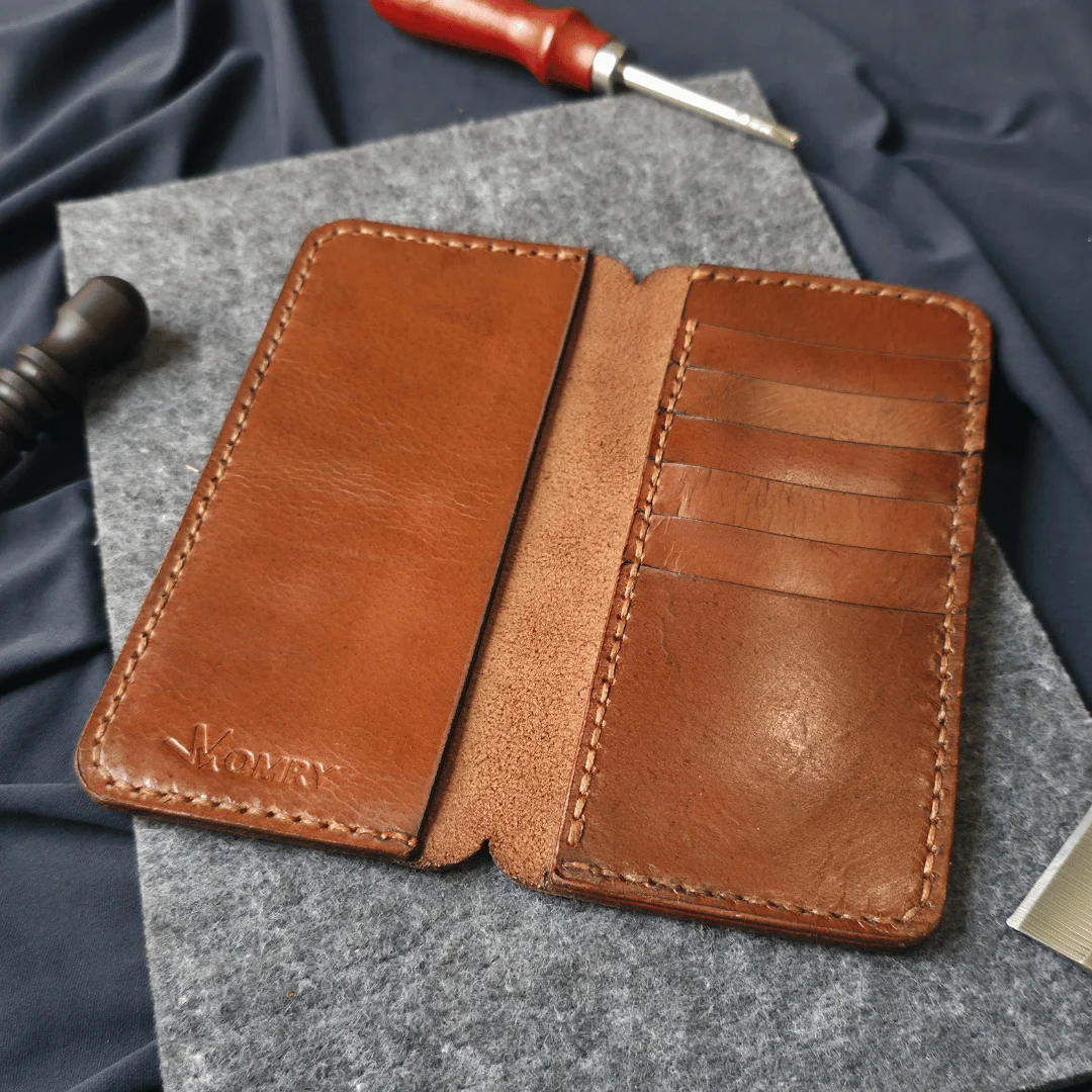 LW1 - Dark Tan Brown