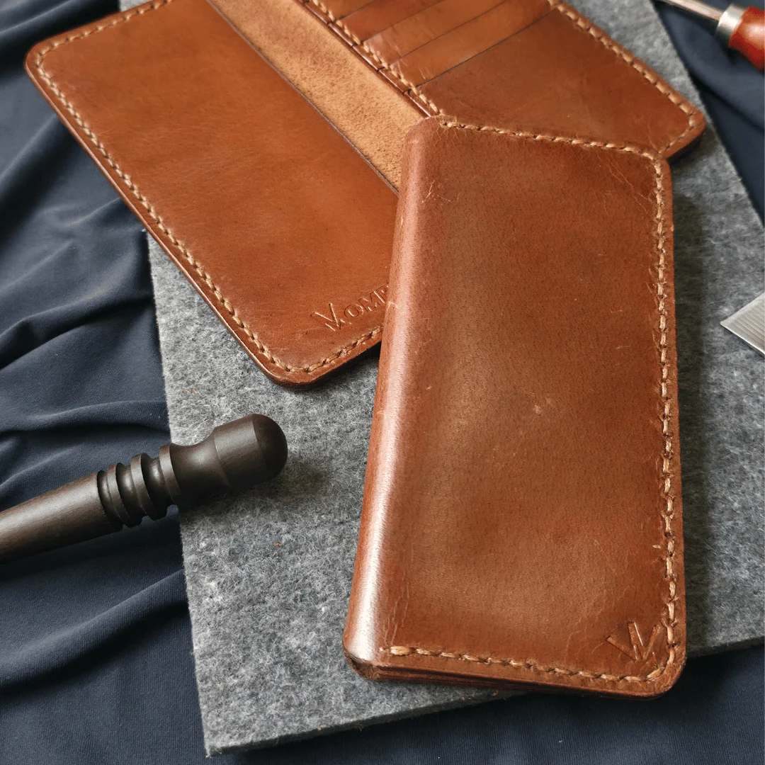 LW1 - Dark Tan Brown